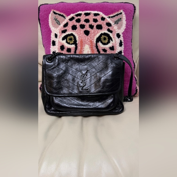 Saint Laurent Niki Shoulder Bag Medium Black Leather - Picture 9 of 9